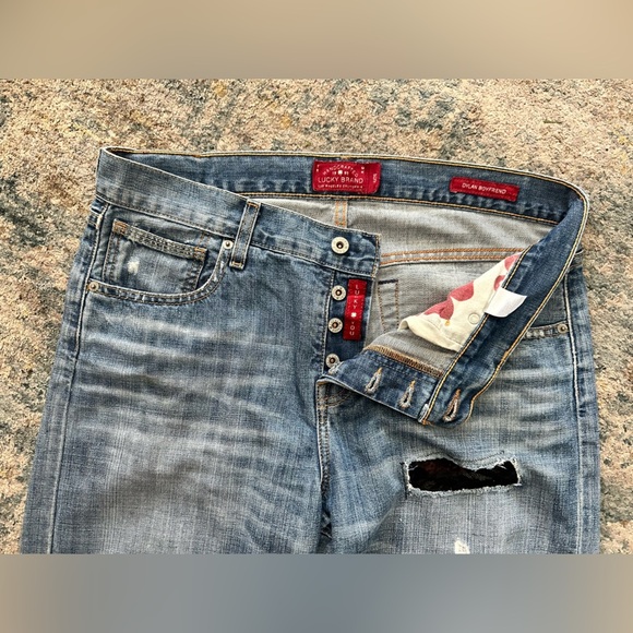 Lucky Brand Handmade Reworked Lace Patch Dylan Boyfriend Jeans Sz 6/28 Womens - Picture 5 of 7